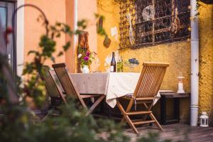 BELAKAPA Authentic house with garden and free parking