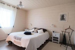 Maisons de vacances Grande maison proche de la plage : photos des chambres