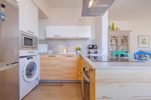 C20 - Adorable Apartment in the Center with Sun Terrace