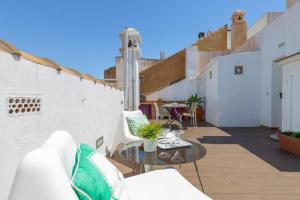 C20 - Adorable Apartment in the Center with Sun Terrace