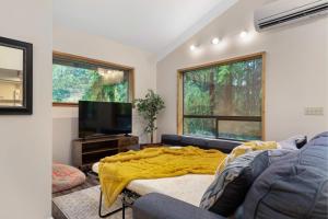 Perch - Whidbey Gathering Place