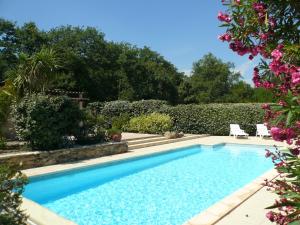 Villas Villa avec grand jardin et piscine privee : photos des chambres