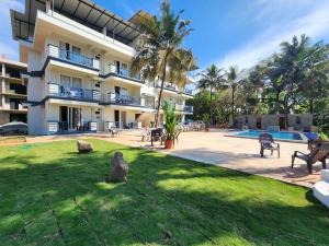 Beach Bliss Apartment Hotel - 7 Minutes walk to Beach