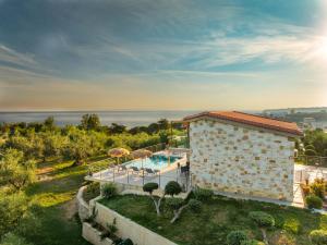 Casa Ferati - Villa With Pool By the Sea with Stunning SunriseView By Villa Mana Gers