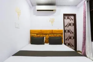 Flips With Mykonos Guest House - Dera Māndi