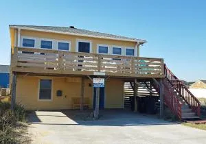 KH4730-Smilepost 2 1/2 - Kitty Hawk Beach