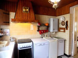 Villas Royan - MAISON RUSTIQUE avec jardin clos - proche COMMERCES et PLAGES : photos des chambres