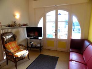 Villas Royan - MAISON RUSTIQUE avec jardin clos - proche COMMERCES et PLAGES : photos des chambres