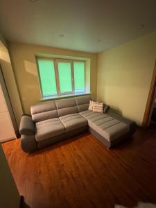 Nuomos Karaliai 1 kmbr