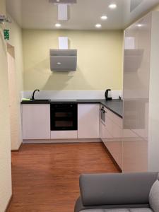 Nuomos Karaliai 1 kmbr