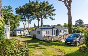 Campings Domaine Residentiel de Plein Air Le Port de la Chaine : photos des chambres