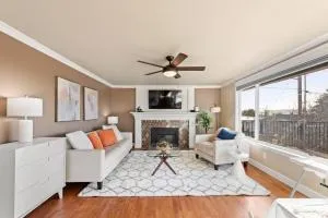 Renton Lakeside Oasis, Lakeview, 4B 2,5B, Spacious - Newcastle