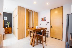 New Downtown Condo with Private Dipping Pool