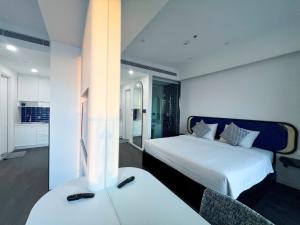 Two-bedrooms Apartment with Firework View