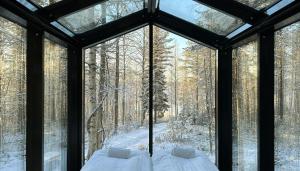 Sky Lodging - sleeping under the stars - private cottage