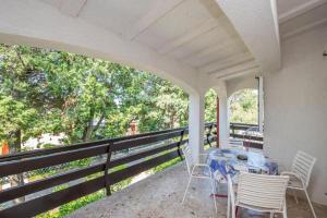 Apartments Mira near the sandy beach - By TA Leut Agency