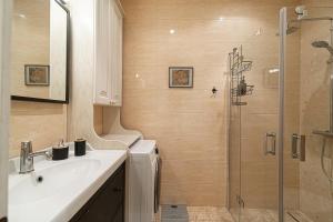 Old Town Apartment on quiet private street