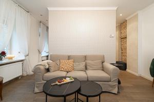 Old Town Apartment on quiet private street