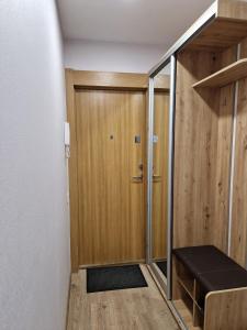 Nuomos Karaliai 2 kmbr