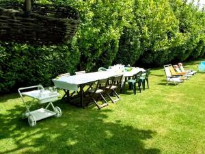 Gran chalet con jardín, piscina y BBQ