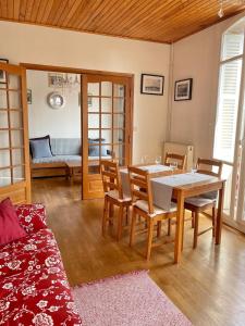 Apt in Villa Française - 3hvězdičkové hotely ve městě Mers-les-Bains