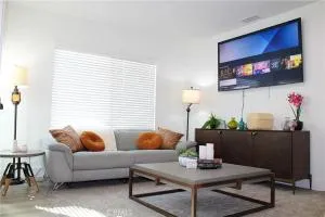 Single family house - Carson