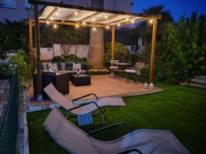 The Lemon Grove House - large private garden, private pool - perfect for families