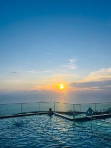 Two-bedrooms Apartment with Firework View