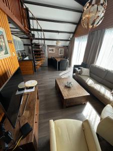 Spacious Nature Escape, house for 6 near Amsterdam & Sea