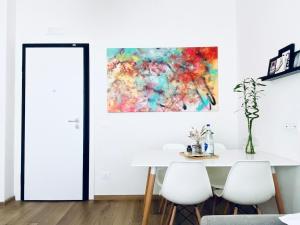 M4 WHITE Monolocale Moderno e Funzionale