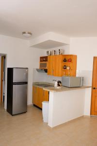 2BR 2BA Beachfront With View 62