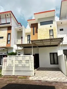 Villa Murah Malang - 卡朗洛