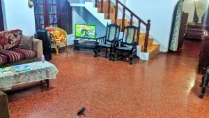 Stylish Escape House-Walk to Beach Vacation Rental Hikkaduwa