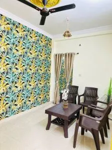 Badal Homestay 2 Near IIM RRCAT - Maheshwar