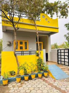 Badal Homestay 2 Near IIM RRCAT