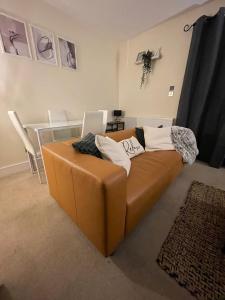 4 bed house perfect for contractors