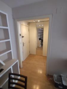 Ciudad de las Artes apartmento