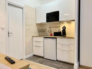 Appartements Appart-Village Le vieux Vichy centre T1,T2,T3 - Parking - Thermes : photos des chambres