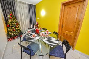 The Lincoln Suites - Central Shabbat Friendly Apartments