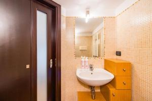 Casa al Rettifilo con Terrazzo by Wonderful Italy