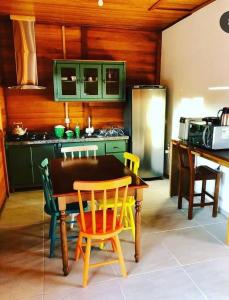 Caminhos da Serra do Tabuleiro - Chalé Araucária