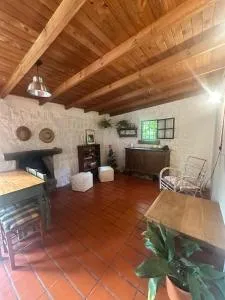 Casa Quinta con pileta en Villa Elisa by Lofter - Guillermo E. Hudson