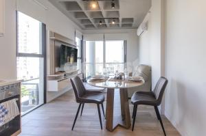 Well appointed 1 bed apt in Villa Morra