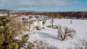 Pałac Pakoszów Schlosshotel Wernersdorf
