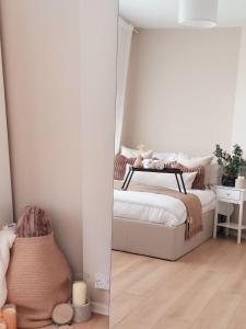 Light, spacious flat on Brixton Hill