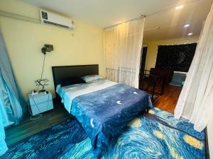 Laguna Beach Resort 2-Projecter Loft Room 2