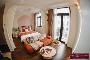 High-sericed 1BR Apartment, closely to Parking ares, Seasalt Ocean, Freshwater Ocean of Hanoi city in Vinhomes Ocean Park