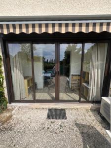 Studio proche mer avec jardinet