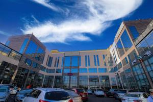 Laten Suites Al Salim Plaza