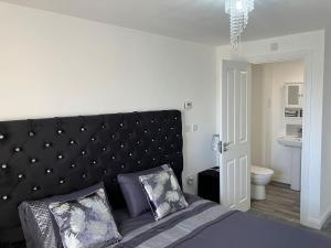 Sheffield Boutique Cosy 3-bed Home